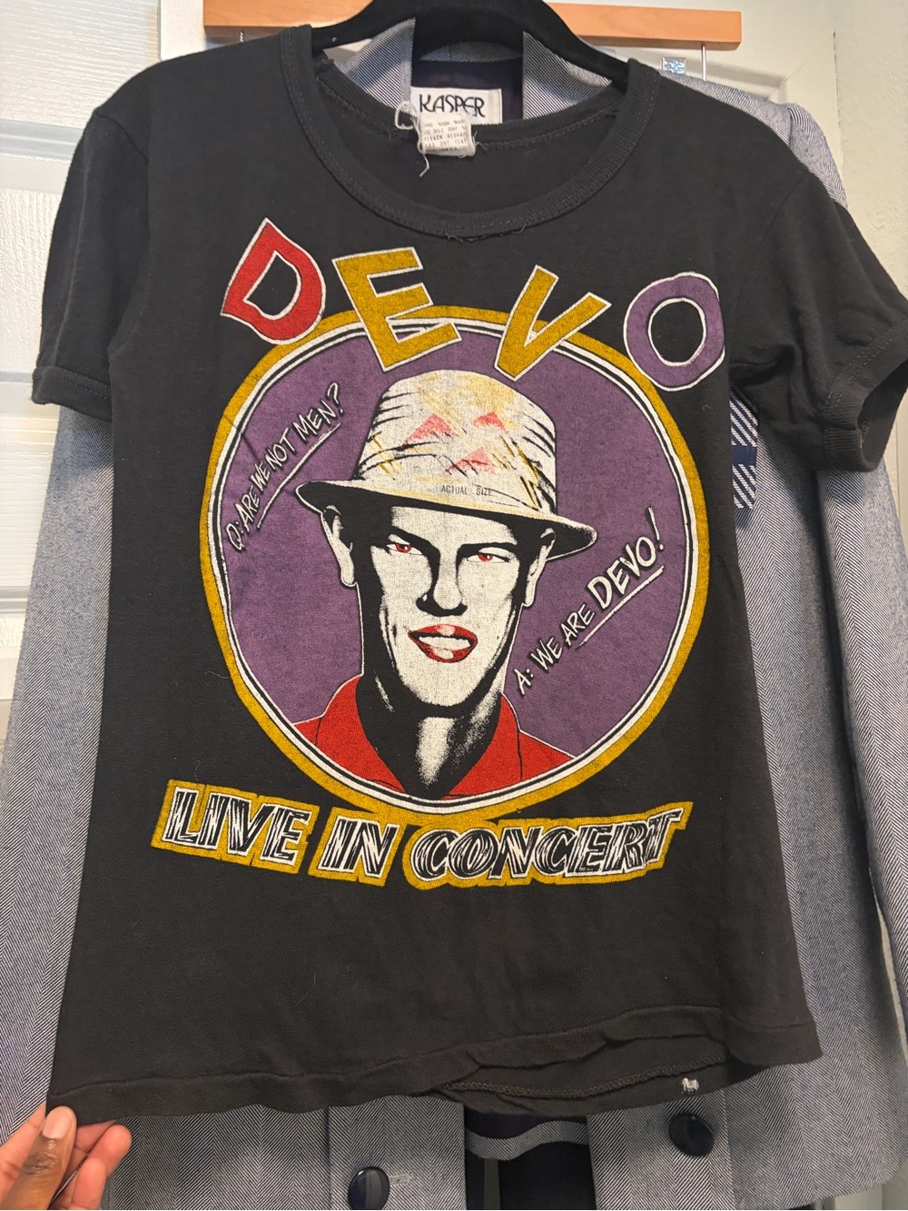 Vintage DEVO Live In Concert Short Sleeve Graphic Tee